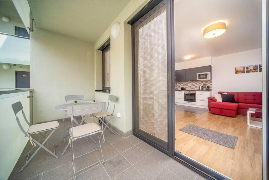 Grace Pine Apartment 1 บูดาเปสต์ ภายนอก รูปภาพ