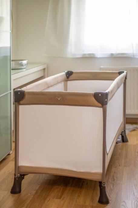 Grace Pine Apartment 1 บูดาเปสต์ ภายนอก รูปภาพ